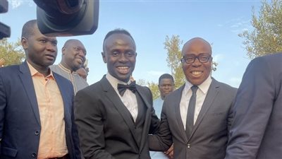 ساديو ماني يطير إلى باريس لحضور حفل الكرة الذهبية