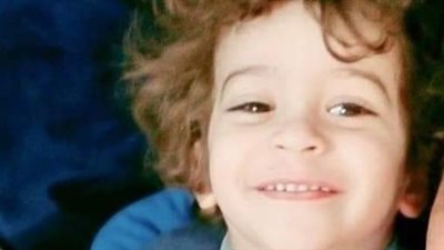 المدارس رافضة تقبله.. والدة طالب مصاب بالتوحد تستغيث بالمسئولين