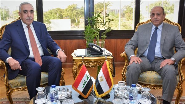 وزير الطيران يلتقى
