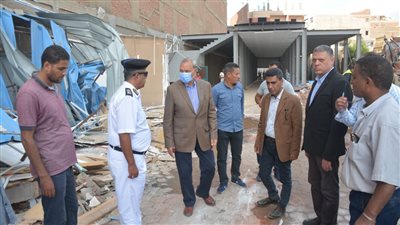 محافظ القليوبية يقود حملة لإزالة الإشغالات والتعديات على أرصفة المُشاة والطريق العام