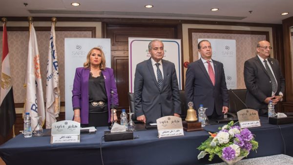 وزير التموين في ندوة