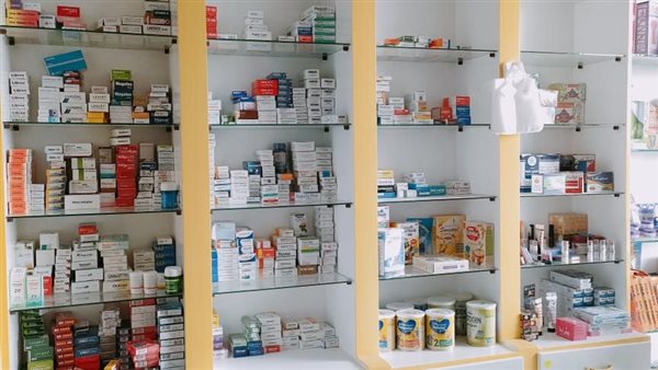 ضبط صيدلية بدون ترخيص