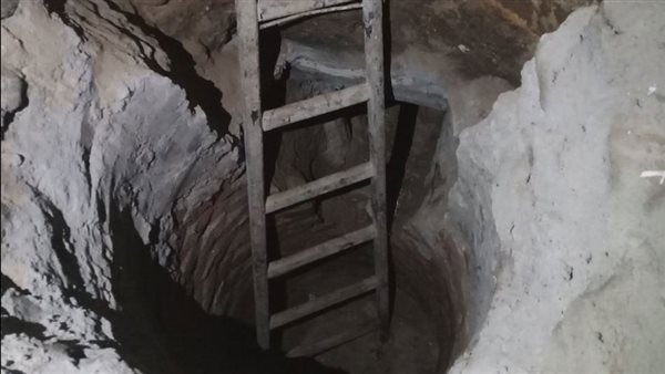 حفرة آثار - تعبيرية