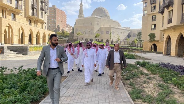 جانب من الجولات 