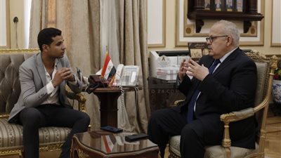 الخشت: جامعة القاهرة في قلب تجديد الخطاب الديني.. وافتتاح أكبر صرح عالمي لعلاج الأورام قريبا | حوار (1-2)