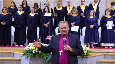 رئيس الإنجيلية يشهد رسامة شيوخ وشمامسة جدد بكنيسة القاهرة الجديدة