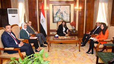 وزيرة الهجرة تستقبل قنصل مصر الجديد في فرنسا لبحث التعاون لتلبية احتياجات المصريين بالخارج