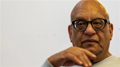 خيري بشارة: ربّوا أولادكم تربية حرة ومنفتحة وبدون رقابة صارمة 