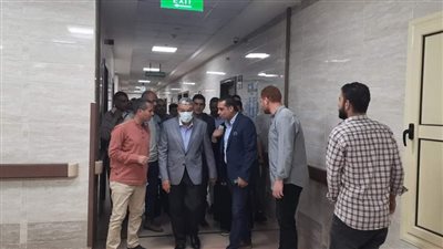 محافظ المنيا يتفقد عددًا من المستشفيات بمركزي مطاي وسمالوط