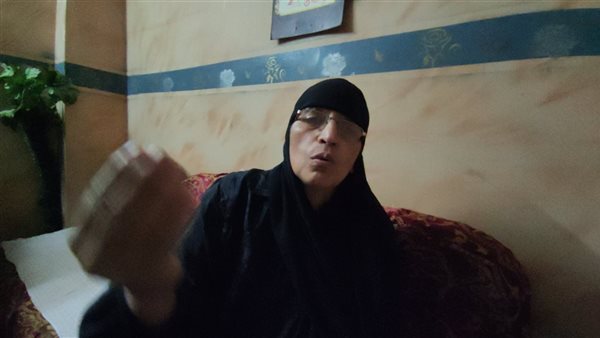 والدة الشاب المتوفي