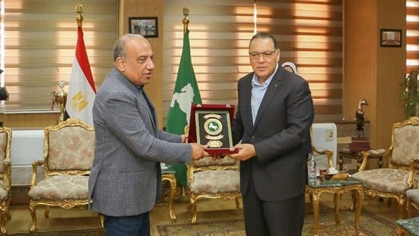 وزير قطاع الأعمال