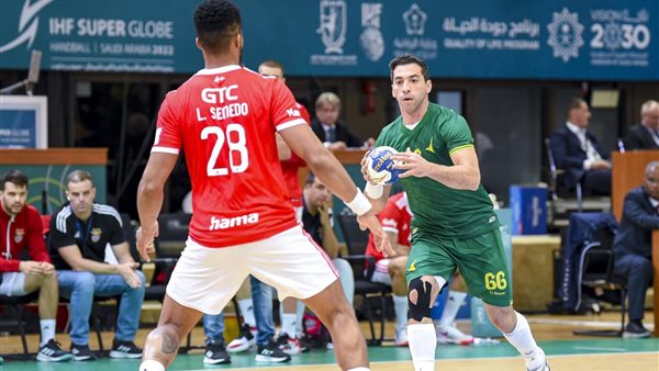 أحمد الأحمر