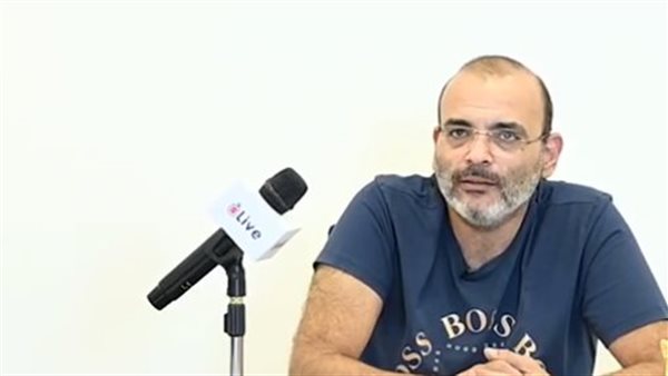 أيمن بهجت قمر