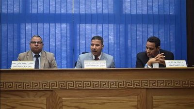 محافظ المنيا: برنامج التنمية المحلية لصعيد مصر يعقد حوارًا مجتمعيًا مع كافة الأطراف لدراسة تطوير سوق الحبشي