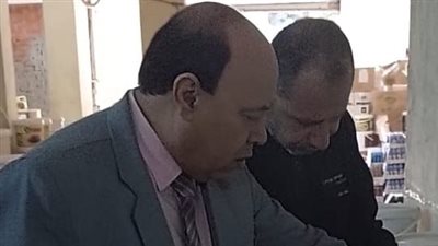 ضبط 1500 عبوة عسل غير صالحة للاستهلاك الآدمي داخل محل شهير بطنطا 