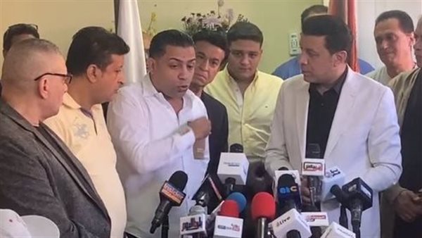 مصطفى كامل من المؤتمر