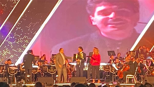 تكريم راغب علامة