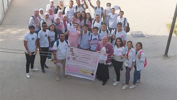 جانب من الندوة 