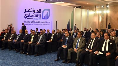 مدبولي يؤكد أهمية وجود آلية تمويل تُمّكِن الأسر المتوسطة من الحصول على وحدات بنظام سداد مطول