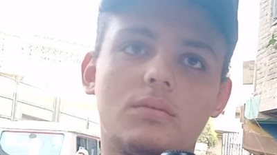 إصابة 6 أشخاص إثر سقوط سقالة خشبية بجوار مترو فيصل.. وشاهد عيان: في واحدة رجليها اتقطعت | بث مباشر