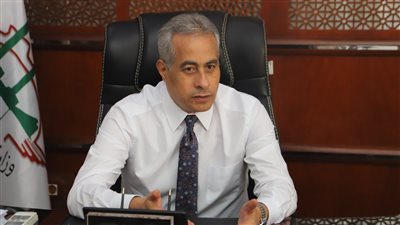 القوى العاملة توضح القيمة المالية لوثائق التأمين على العمالة غير المنتظمة خلال العام الجاري