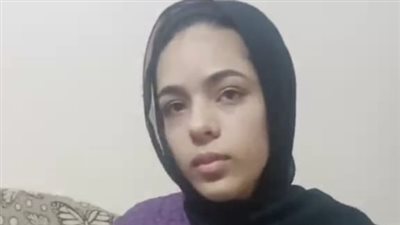 تقفي هنا زي اللي في رجلك.. عاملة تتهم أصحاب مصنع بالمحلة بالتعدي عليها 