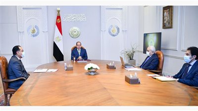 السيسي عن وزير التعليم: أول ما الراجل لسة داخل راحوا منزلين له فيديو لبيان قديم وهاجموه