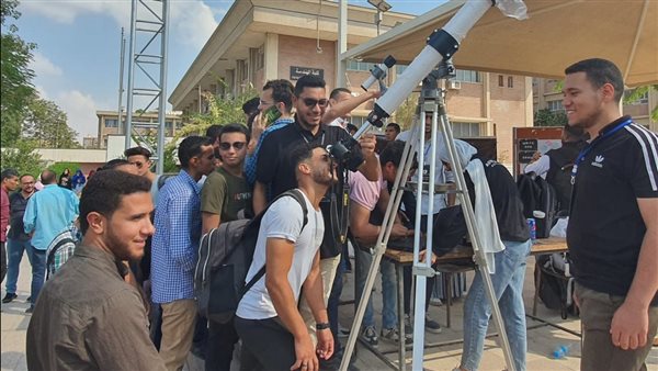 طلاب جامعة أسيوط