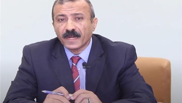 الدكتور طارق عوض