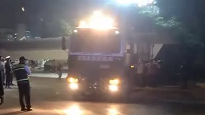 تصادم مقطورة بـ سيارتين أمام كوبري ثروت بالدقي | بث مباشر 