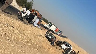 جرحى في حادث تصادم ببورسعيد.. والإسعاف تنقل المصابين إلى المستشفى | فيديو 