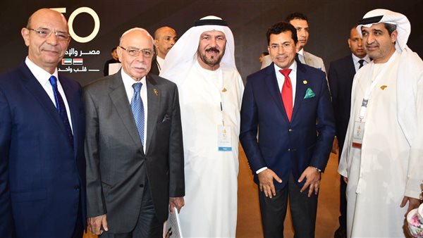 وزير الرياضة خلال