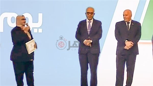 تكريم وزير التعليم