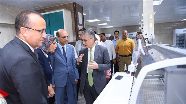 رئيس جامعة أسيوط