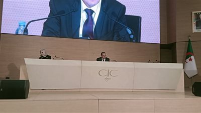 وزير التجارة الجزائري: الجامعة العربية تسعى لتذليل العقبات الاقتصادية بين الدول