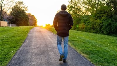 7 دقائق مشي يوميًا تحميك من مخاطر الإصابة بأمراض القلب | دراسة