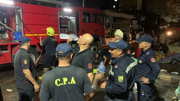 تقديم التحية لقوات