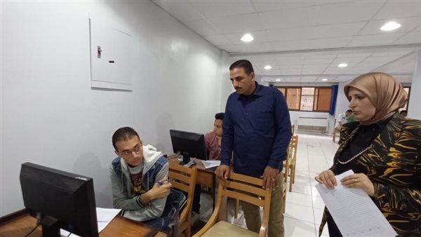 القوى العاملة ببورسعيد