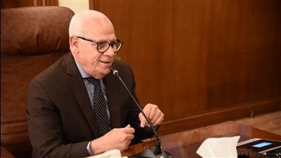 محافظ بورسعيد يوجه بسرعة تنفيذ مقترحات التعديلات المرورية لعدة شوارع