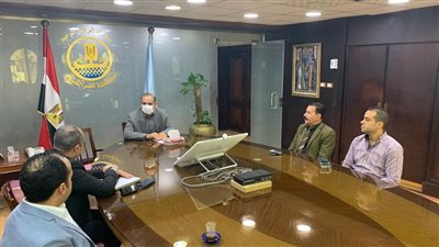 محافظ كفر الشيخ يتابع موقف السلع الأساسية بالأسواق وإجراءات ضبط الأسعار