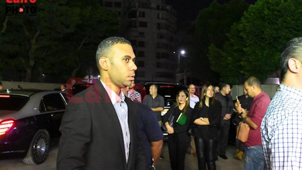 محمود المملوك يؤدي