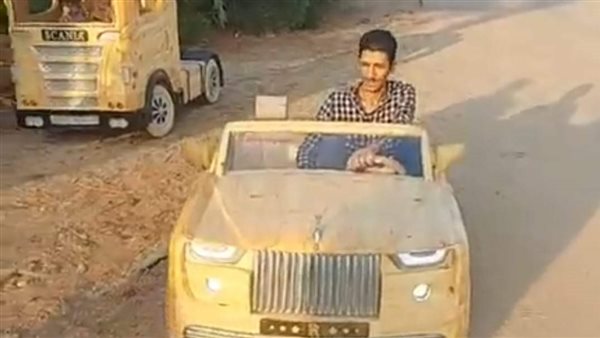 السيارتان  والمبتكر