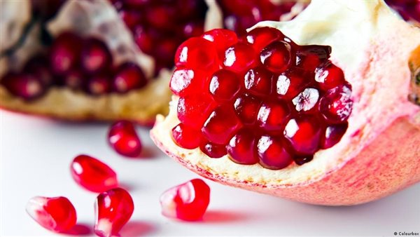 فوائد الرمان للقولون