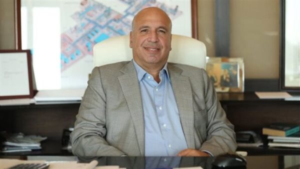 رجل الأعمال أحمد