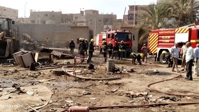 إخماد حريق مخلفات داخل أرض فضاء بـ أبو النمرس 