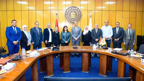 الوزيران وكبار مسؤولي