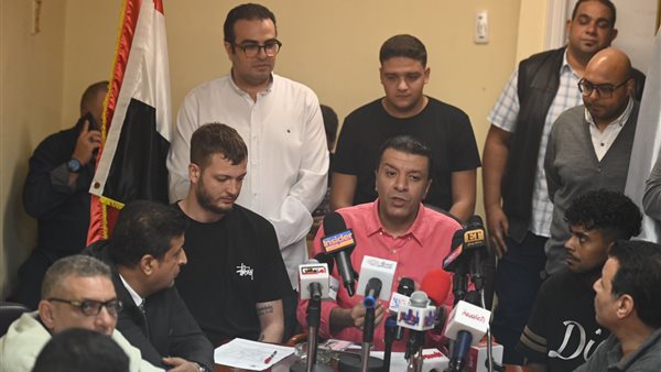 مصطفى كامل في مؤتمر