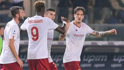 روما يفوز على هيلاس فيرونا بثلاثية في الدوري الإيطالي 