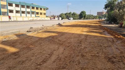 محافظ الجيزة يتابع جهود تطوير ورصف طريق طراد النيل ومدخل المنطقة الأثرية بسقارة بأوسيم