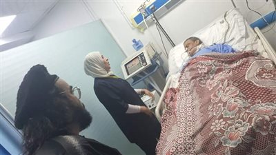 التهاب في الرئة.. نادر أبو الليف يكشف تفاصيل الحالة الصحية لشقيقه بعد دخوله المستشفى